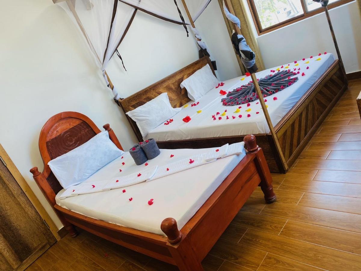 Mambo Inn Nungwi Ngoại thất bức ảnh